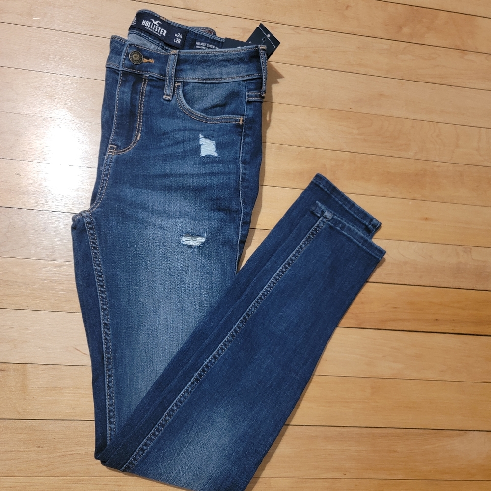 NWT Hollister Distressed Super Skinny Mid-Rise Jeans OS